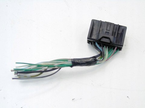 WTYCZKA KOSTKA TOYOTA AVENSIS T25 COROLLA YARIS VERSO RAV 4 CELICA WTYCZKA KOSTKA TOYOTA AVENSIS T25 COROLLA YARIS VERSO RAV 4 CELICA