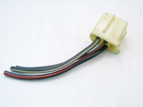WTYCZKA KOSTKA TOYOTA AVENSIS T25 COROLLA YARIS VERSO RAV 4 CELICA WTYCZKA KOSTKA TOYOTA AVENSIS T25 COROLLA YARIS VERSO RAV 4 CELICA