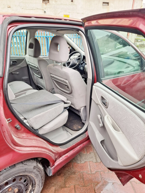 NISSAN ALMERA TINO NA CZĘŚCI 2.2 DI DCI 2002R KLAPA DRZWI SILNIK SKRZYNIA NISSAN ALMERA TINO NA CZĘŚCI 2.2 DI DCI 2002R KLAPA DRZWI SILNIK SKRZYNIA
