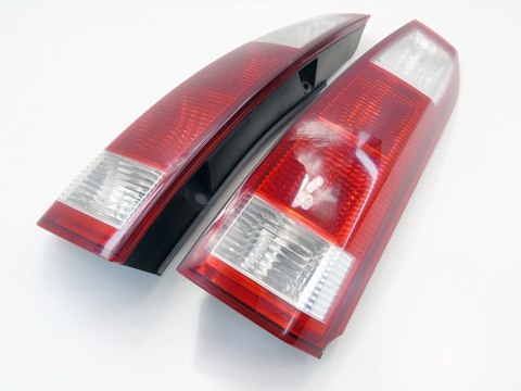 LAMPY OŚWIETLENIA TYŁ LEWA + PRAWA KOMPLET OPEL MERIVA A 04-09 LAMPY OŚWIETLENIA TYŁ LEWA + PRAWA KOMPLET OPEL MERIVA A 04-09