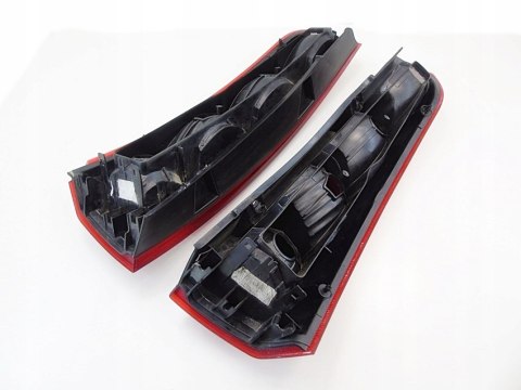 LAMPY OŚWIETLENIA TYŁ LEWA + PRAWA KOMPLET OPEL MERIVA A 04-09 LAMPY OŚWIETLENIA TYŁ LEWA + PRAWA KOMPLET OPEL MERIVA A 04-09
