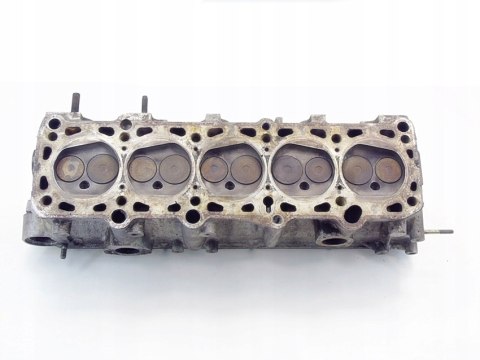 GŁOWICA AUDI 100 C2 C3 1.9 B 10V WH AVANT SEDAN 035103373R GŁOWICA AUDI 100 C2 C3 1.9 B 10V WH AVANT SEDAN 035103373R