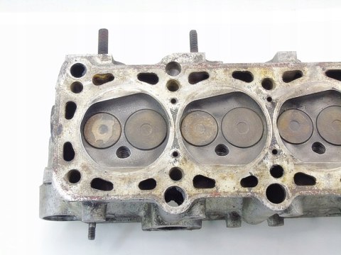 GŁOWICA AUDI 100 C2 C3 1.9 B 10V WH AVANT SEDAN 035103373R GŁOWICA AUDI 100 C2 C3 1.9 B 10V WH AVANT SEDAN 035103373R