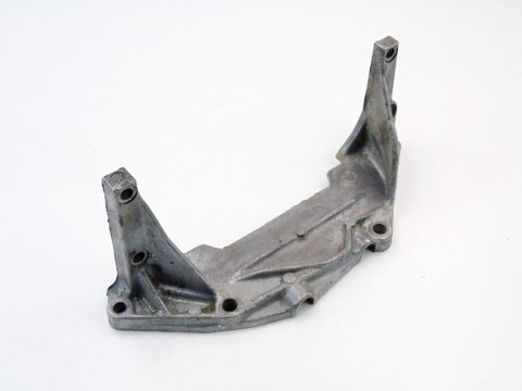 ŁAPA ŁĄCZNIK SILNIKA AUDI 100 C2 C3 1.9 B 10V WH AVANT SEDAN 035199307E ŁAPA ŁĄCZNIK SILNIKA AUDI 100 C2 C3 1.9 B 10V WH AVANT SEDAN 035199307E