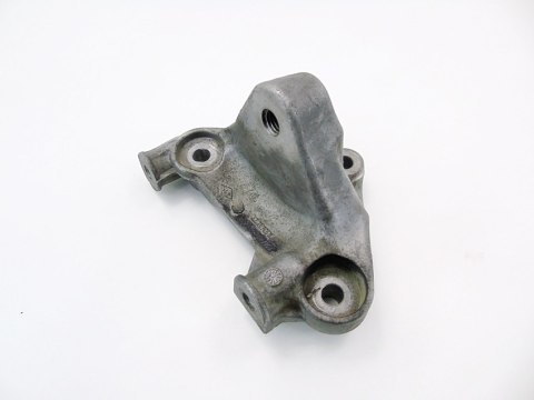 ŁAPA WSPORNIK SILNIKA 2.0 DCI RENAULT ESPACE 4 8200292833 ŁAPA WSPORNIK SILNIKA 2.0 DCI RENAULT ESPACE 4 8200292833