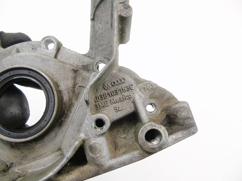 OBUDOWA WAŁU 038103153C 1.6 8V PASSAT B5 AUDI A4 B5 1.9 TDI OBUDOWA WAŁU 038103153C 1.6 8V PASSAT B5 AUDI A4 B5 1.9 TDI