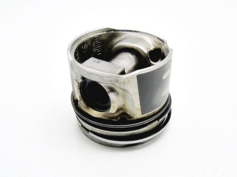 TŁOK 75L93 1.6 TDCI C-MAX FOCUS 2 C30 V50 S40 S80 MINI 3008 407 TŁOK 75L93 1.6 TDCI C-MAX FOCUS 2 C30 V50 S40 S80 MINI 3008 407