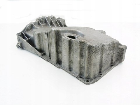 MISKA OLEJU 1.9 TDI PASSAT B5 AUDI A4 B5 A6 03G103603 Z OTWOREM NA CZUJNIK MISKA OLEJU 1.9 TDI PASSAT B5 AUDI A4 B5 A6 03G103603 Z OTWOREM NA CZUJNIK