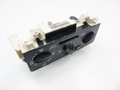PANEL STEROWANIA NAWIEWEM NAWIEWU CITROEN C2 VTR 2005 F664477S PANEL STEROWANIA NAWIEWEM NAWIEWU CITROEN C2 VTR 2005 F664477S