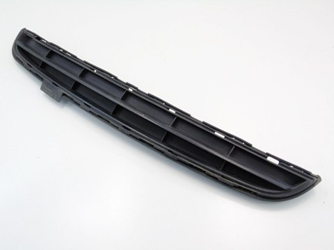 KRATKA LISTWA ŚRODKOWA ZDERZAKA 1.4 8V CITROEN C2 VTR 2005 9643593477 KRATKA LISTWA ŚRODKOWA ZDERZAKA 1.4 8V CITROEN C2 VTR 2005 9643593477