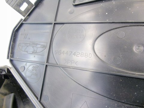 WYPEŁNIENIE WKŁAD CHOWEK KOŁA ZAPASOWEGO CITROEN C2 VTR 2005 9644742880 WYPEŁNIENIE WKŁAD CHOWEK KOŁA ZAPASOWEGO CITROEN C2 VTR 2005 9644742880