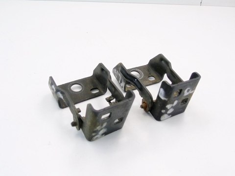 ZAWIASY TYLNEJ KLAPY BAGAŻNIKA BURTY CITROEN C2 VTR 2005 9641722880 ZAWIASY TYLNEJ KLAPY BAGAŻNIKA BURTY CITROEN C2 VTR 2005 9641722880