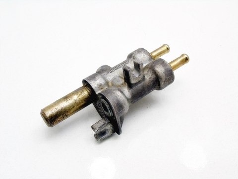 ROZDZIELACZ PALIWA 1.9 JTD BRAVA BRAVO MAREA MULTIPLA STILO PUNTO ROZDZIELACZ PALIWA 1.9 JTD BRAVA BRAVO MAREA MULTIPLA STILO PUNTO