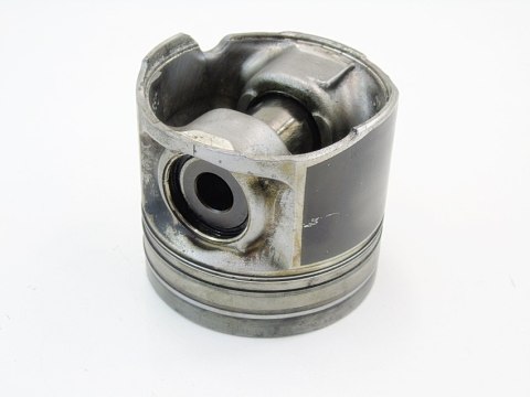 TŁOK A930 1.9 JTDM ALFA 147 156 GT STILO BRAVO 2 PUNTO CROMA TŁOK A930 1.9 JTDM ALFA 147 156 GT STILO BRAVO 2 PUNTO CROMA