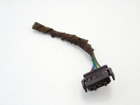 WTYCZKA KOSTKA ELEKTRYCZNA VOLKSWAGEN LUPO I AROSA POLO 9N 6N GOLF 4 LEON WTYCZKA KOSTKA ELEKTRYCZNA VOLKSWAGEN LUPO I AROSA POLO 9N 6N GOLF 4 LEON