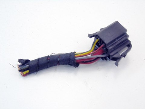 WTYCZKA KOSTKA ELEKTRYCZNA VOLKSWAGEN LUPO I AROSA POLO 9N 6N GOLF 4 LEON WTYCZKA KOSTKA ELEKTRYCZNA VOLKSWAGEN LUPO I AROSA POLO 9N 6N GOLF 4 LEON