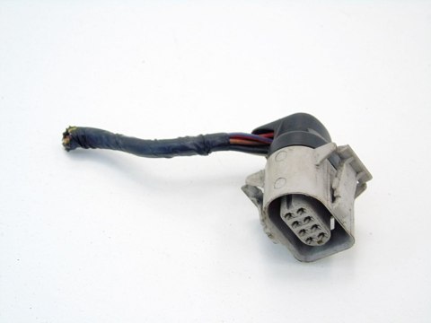 WTYCZKA KOSTKA ELEKTRYCZNA VOLKSWAGEN LUPO I AROSA POLO 9N 6N GOLF 4 LEON WTYCZKA KOSTKA ELEKTRYCZNA VOLKSWAGEN LUPO I AROSA POLO 9N 6N GOLF 4 LEON