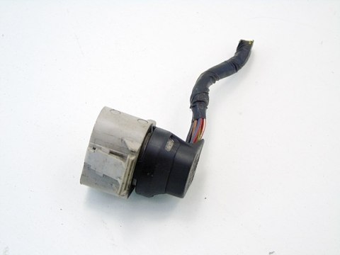 WTYCZKA KOSTKA ELEKTRYCZNA VOLKSWAGEN LUPO I AROSA POLO 9N 6N GOLF 4 LEON WTYCZKA KOSTKA ELEKTRYCZNA VOLKSWAGEN LUPO I AROSA POLO 9N 6N GOLF 4 LEON