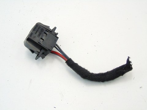WTYCZKA KOSTKA ELEKTRYCZNA VOLKSWAGEN LUPO I AROSA POLO 9N 6N GOLF 4 LEON WTYCZKA KOSTKA ELEKTRYCZNA VOLKSWAGEN LUPO I AROSA POLO 9N 6N GOLF 4 LEON