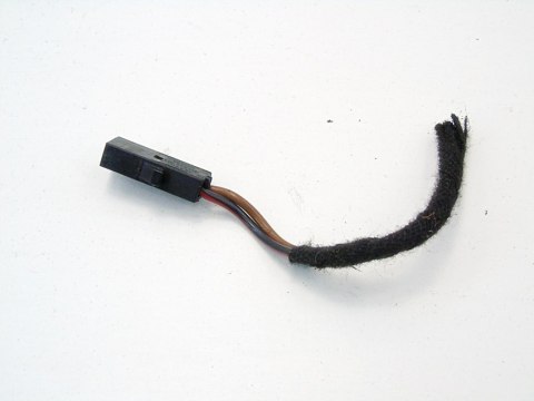 WTYCZKA KOSTKA ELEKTRYCZNA VOLKSWAGEN LUPO I AROSA POLO 9N 6N GOLF 4 LEON WTYCZKA KOSTKA ELEKTRYCZNA VOLKSWAGEN LUPO I AROSA POLO 9N 6N GOLF 4 LEON
