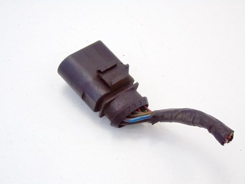 WTYCZKA KOSTKA ELEKTRYCZNA VOLKSWAGEN LUPO I AROSA POLO 9N 6N GOLF 4 LEON WTYCZKA KOSTKA ELEKTRYCZNA VOLKSWAGEN LUPO I AROSA POLO 9N 6N GOLF 4 LEON