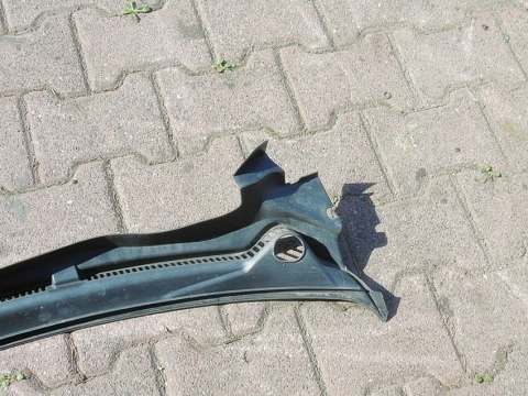 PODSZYBIE OSŁONA SZYBY VOLKSWAGEN LUPO I AROSA 6X1819415B PODSZYBIE OSŁONA SZYBY VOLKSWAGEN LUPO I AROSA 6X1819415B