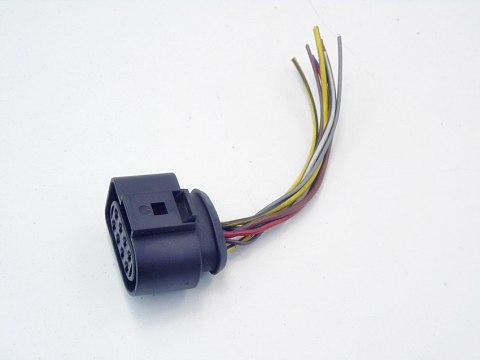 WTYCZKA KOSTKA ELEKTRYCZNA VOLKSWAGEN LUPO I AROSA POLO 9N 6N GOLF 4 LEON WTYCZKA KOSTKA ELEKTRYCZNA VOLKSWAGEN LUPO I AROSA POLO 9N 6N GOLF 4 LEON