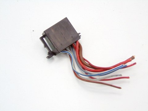 WTYCZKA KOSTKA ELEKTRYCZNA VOLKSWAGEN LUPO I AROSA POLO 9N 6N GOLF 4 LEON WTYCZKA KOSTKA ELEKTRYCZNA VOLKSWAGEN LUPO I AROSA POLO 9N 6N GOLF 4 LEON