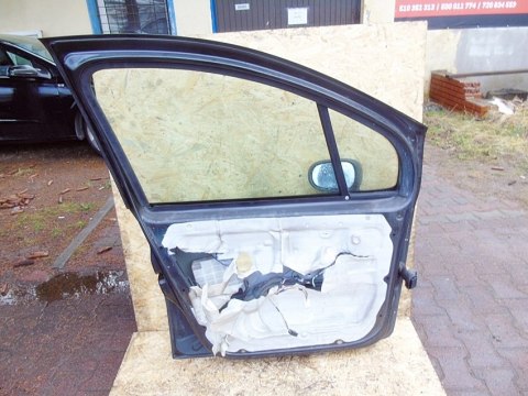 DRZWI LEWY PRZÓD NV676 RENAULT MODUS 2007 CZARNY DRZWI LEWY PRZÓD NV676 RENAULT MODUS 2007 CZARNY