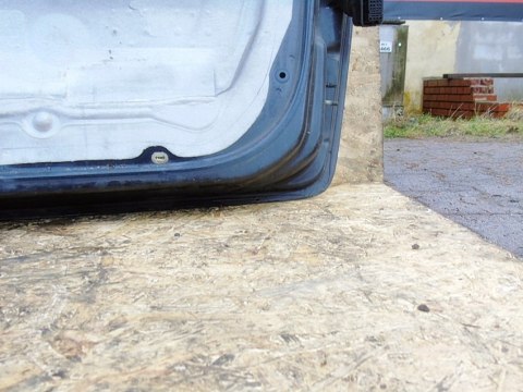 DRZWI LEWY PRZÓD NV676 RENAULT MODUS 2007 CZARNY DRZWI LEWY PRZÓD NV676 RENAULT MODUS 2007 CZARNY