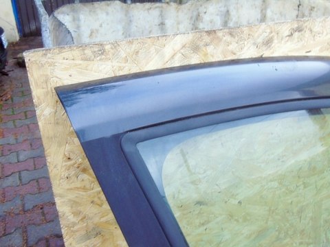 DRZWI PRAWY PRZÓD NV676 RENAULT MODUS 2007 CZARNY SZYBA DRZWI PRAWY PRZÓD NV676 RENAULT MODUS 2007 CZARNY SZYBA