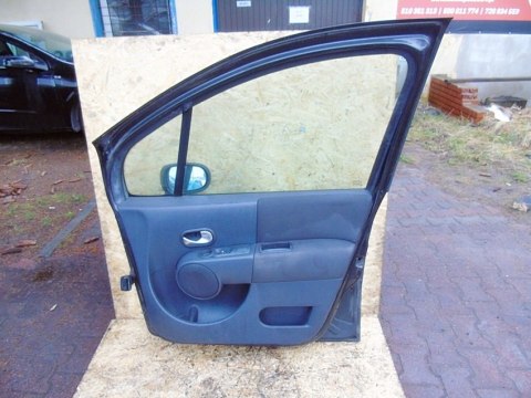 DRZWI PRAWY PRZÓD NV676 RENAULT MODUS 2007 CZARNY SZYBA DRZWI PRAWY PRZÓD NV676 RENAULT MODUS 2007 CZARNY SZYBA