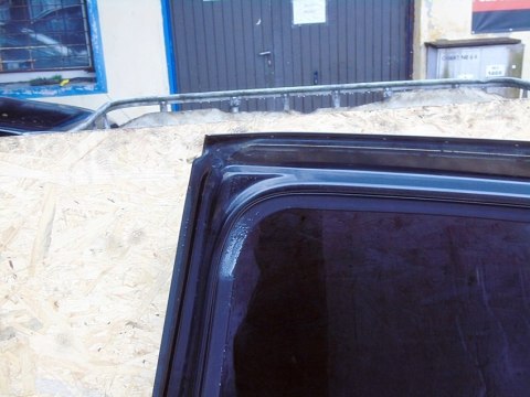 DRZWI PRAWY TYŁ NV676 RENAULT MODUS 2007 CZARNY SZYBA DRZWI PRAWY TYŁ NV676 RENAULT MODUS 2007 CZARNY SZYBA