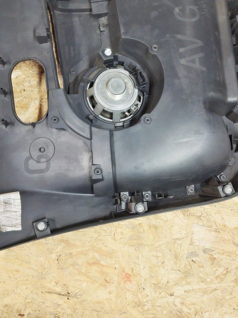 BOCZEK TAPICERKA DRZWI LEWY PRZÓD RENAULT MODUS 2007 8200636057 BOCZEK TAPICERKA DRZWI LEWY PRZÓD RENAULT MODUS 2007 8200636057