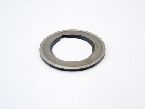 DYSTANS PODKŁADKA KOŁA PASOWEGO WAŁU FIAT 126P 650 MALUCH FSM 126A1.076 DYSTANS PODKŁADKA KOŁA PASOWEGO WAŁU FIAT 126P 650 MALUCH FSM 126A1.076