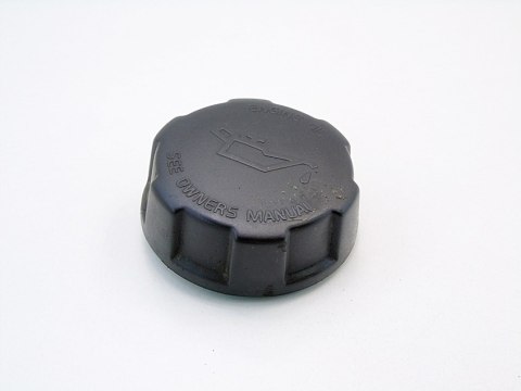 KOREK WLEWU OLEJU 2.9 TURBO T6 VOLVO XC90 XC70 S80 KOREK WLEWU OLEJU 2.9 TURBO T6 VOLVO XC90 XC70 S80