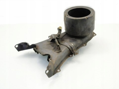 OBUDOWA FILTRA POWIETRZA WLOT DOLOT FIAT 126P 650 MALUCH FSM 126A1.076 OBUDOWA FILTRA POWIETRZA WLOT DOLOT FIAT 126P 650 MALUCH FSM 126A1.076