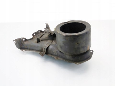 OBUDOWA FILTRA POWIETRZA WLOT DOLOT FIAT 126P 650 MALUCH FSM 126A1.076 OBUDOWA FILTRA POWIETRZA WLOT DOLOT FIAT 126P 650 MALUCH FSM 126A1.076
