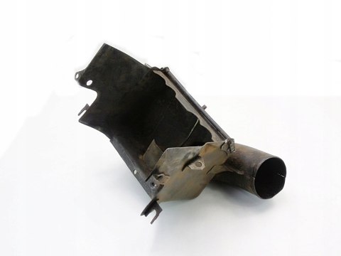 OBUDOWA SILNIKA WLOT DOLOT POWIETRZA FIAT 126P 650 MALUCH FSM 126A1.076 OBUDOWA SILNIKA WLOT DOLOT POWIETRZA FIAT 126P 650 MALUCH FSM 126A1.076
