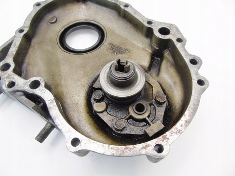 POMPA OLEJU OBUDOWA ROZRZĄDU FIAT 126P 650 MALUCH FSM 126A1.076 4299372 POMPA OLEJU OBUDOWA ROZRZĄDU FIAT 126P 650 MALUCH FSM 126A1.076 4299372