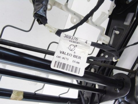 STELAŻ WÓZEK PRZESÓW ROLKI FOTELA LEWY PRZÓD RENAULT MODUS 2007 STELAŻ WÓZEK PRZESÓW ROLKI FOTELA LEWY PRZÓD RENAULT MODUS 2007