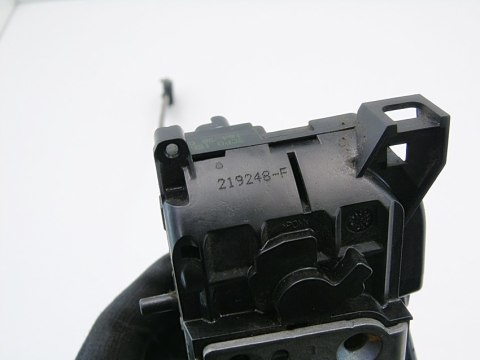 ZAMEK DRZWI LEWY TYŁ RENAULT MODUS 2007 219248-F 4 PINY ZAMEK DRZWI LEWY TYŁ RENAULT MODUS 2007 219248-F 4 PINY