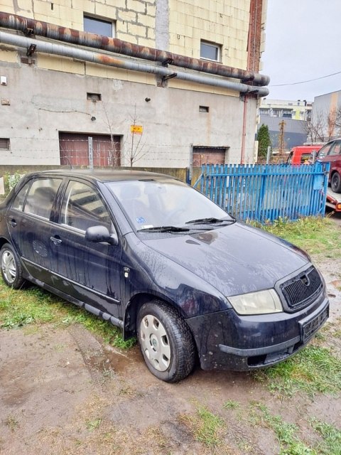 OPRAWKA ŻARÓWKI KIERUNKOWSKAZU SKODA FABIA I OPRAWKA ŻARÓWKI KIERUNKOWSKAZU SKODA FABIA I