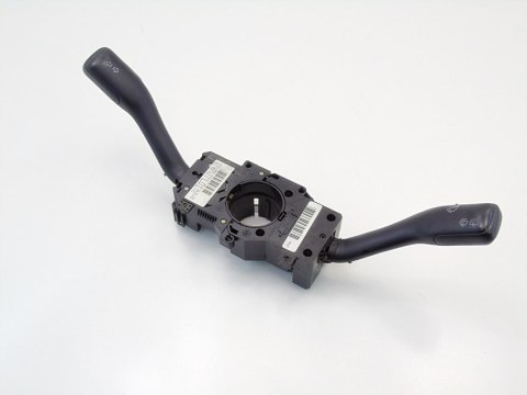 PRZEŁĄCZNIK ZESPOLONY SKODA FABIA I 8L0953513G PRZEŁĄCZNIK ZESPOLONY SKODA FABIA I 8L0953513G