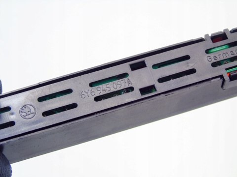 TRZECIE ŚWIATŁO STOPU SKODA FABIA I 6Y6945097A TRZECIE ŚWIATŁO STOPU SKODA FABIA I 6Y6945097A