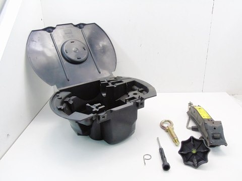 WKŁAD KOŁA ZAPASOWEGO SKODA FABIA I 6Q0012115E WKŁAD KOŁA ZAPASOWEGO SKODA FABIA I 6Q0012115E