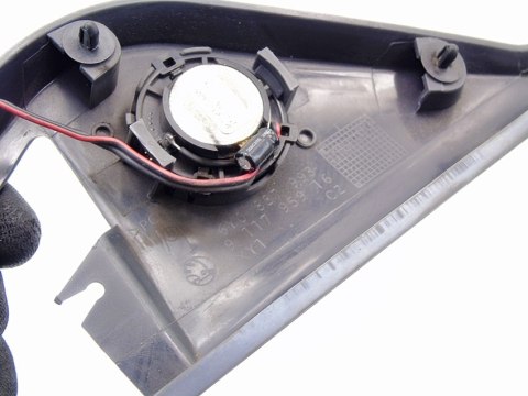 GŁOŚNIK OSŁONA LUSTERKA SKODA FABIA I 6Y0837959 GŁOŚNIK OSŁONA LUSTERKA SKODA FABIA I 6Y0837959
