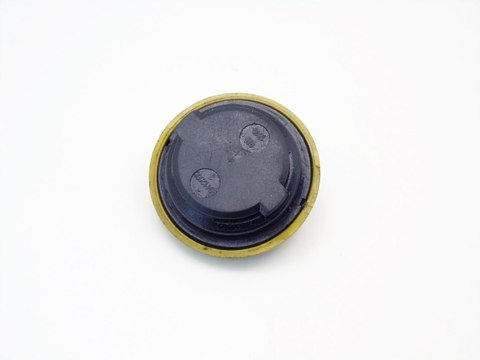 KOREK WLEWU OLEJU 1.0 12V CORSA C AGILA A 90412508 KOREK WLEWU OLEJU 1.0 12V CORSA C AGILA A 90412508