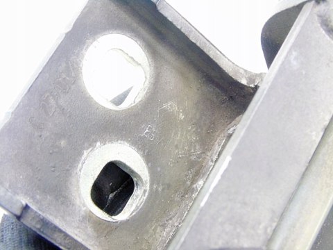 ZAWIASY DRZWI LEWY PRZÓD RENAULT MODUS 2007 NV676 223471 ZAWIASY DRZWI LEWY PRZÓD RENAULT MODUS 2007 NV676 223471