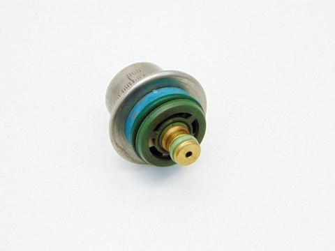 ZAWÓR LISTWY PALIWA 1.0 12V CORSA C AGILA A 0280160582 ZAWÓR LISTWY PALIWA 1.0 12V CORSA C AGILA A 0280160582